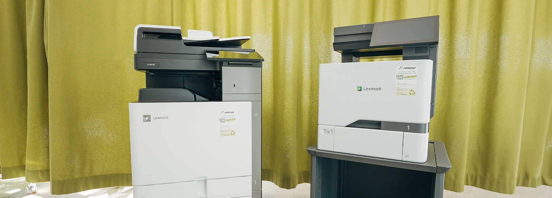 Home 24 Zwei Lexmark Multifunktionsgeräte – DIN A3 und DIN A4 – nebeneinander aus dem reitzner Projekt für die Stadt Ingolstadt